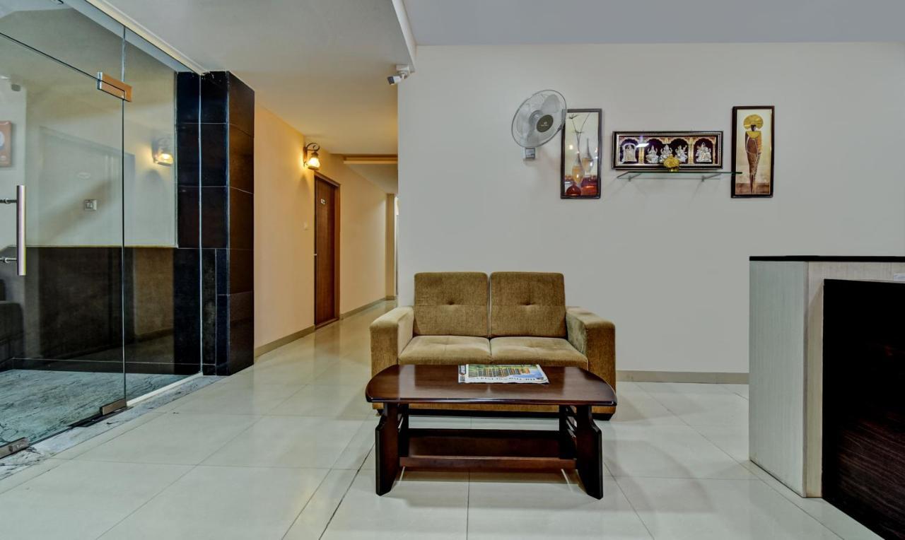 Treebo Trend Apple Tree Apartment & Suites Bangalore Luaran gambar