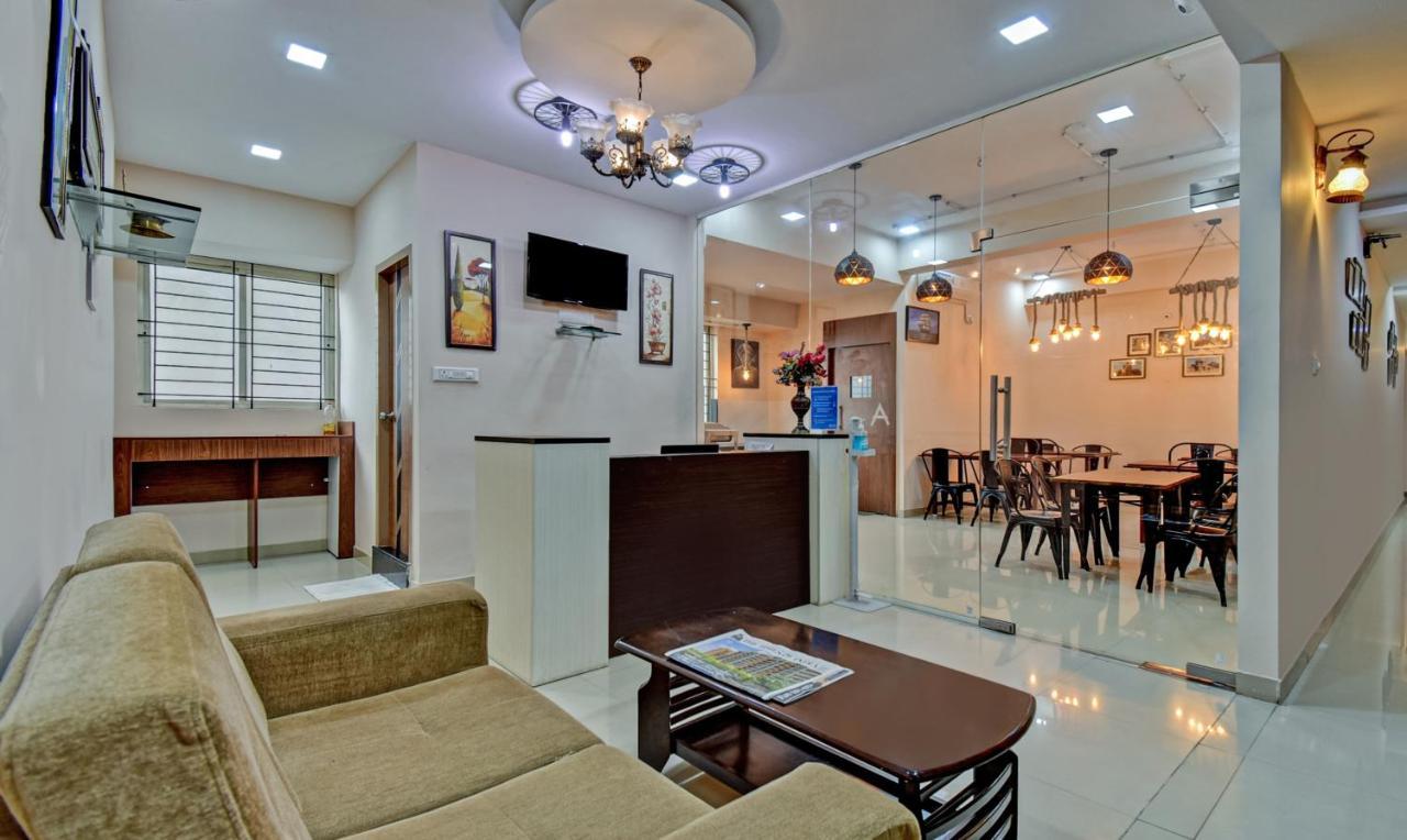 Treebo Trend Apple Tree Apartment & Suites Bangalore Luaran gambar
